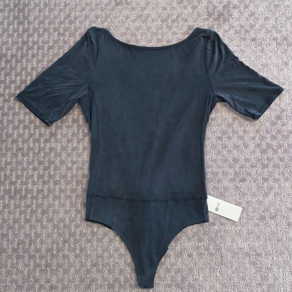 lululemon lab Restore Bodysuit Melanite Size 8 NWT - Picture 3 of 9